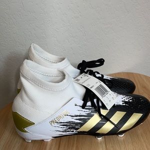 Adidas Predator 20.3 soccer cleat